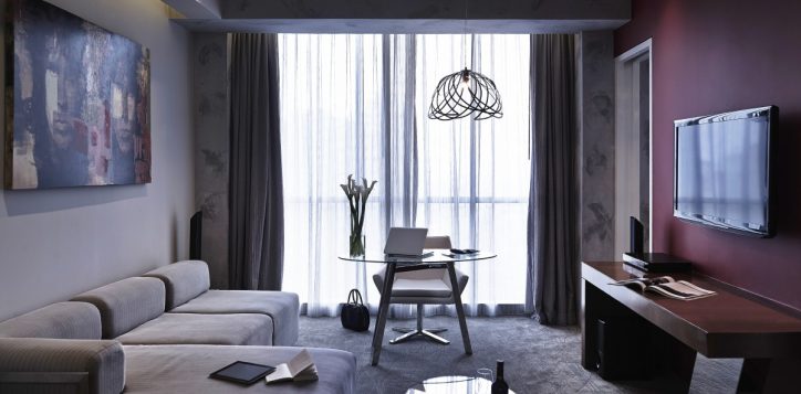 edit-bright-_-room-14-high-res-49-2